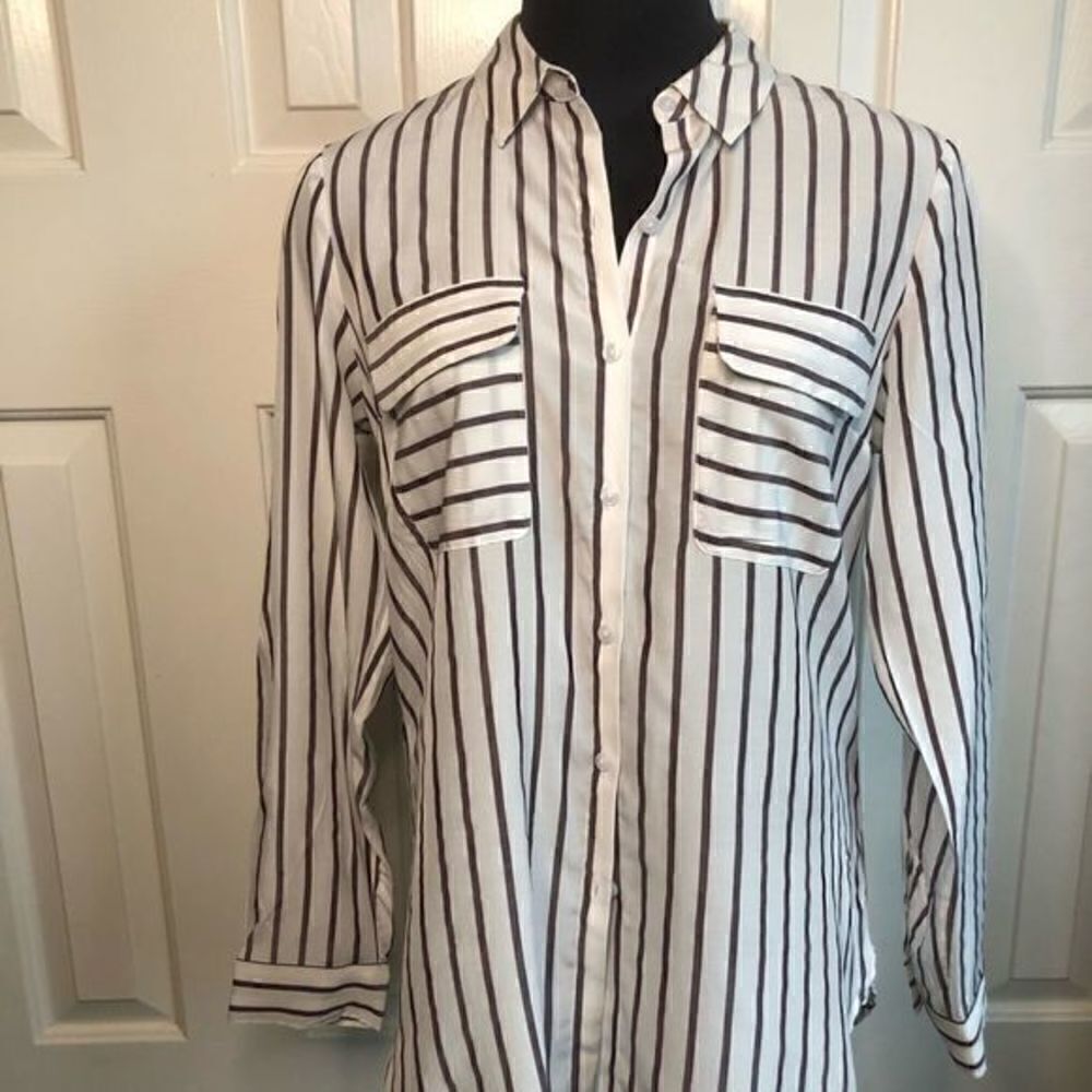 Express Striped Top - Picture 4 of 10
